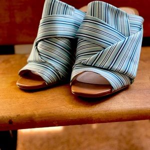 White House Black Market mules